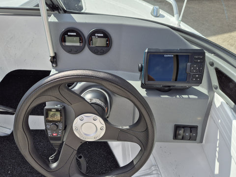 Quintrex 430 Fishabout BB