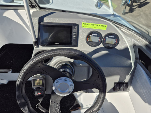 Quintrex 450 Fishabout BB