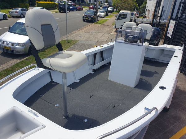 Quintrex 570 Renegade Centre Console - 2024 PLATE CLEARANCE SPECIAL