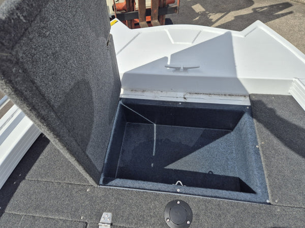 Quintrex F420 Explorer Trophy TS BB