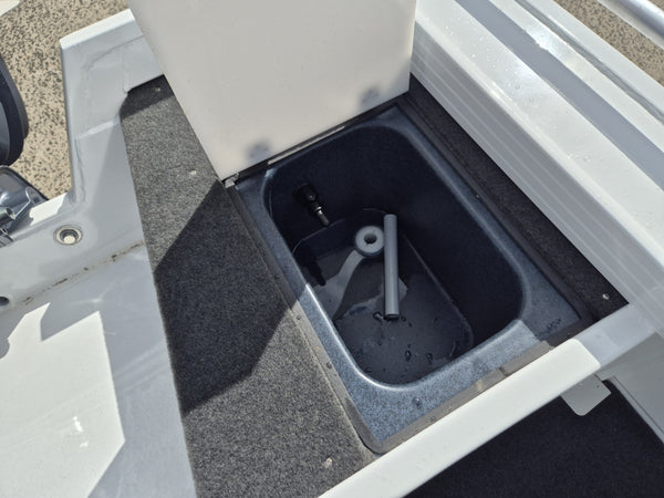 Quintrex F420 Explorer Trophy TS BB