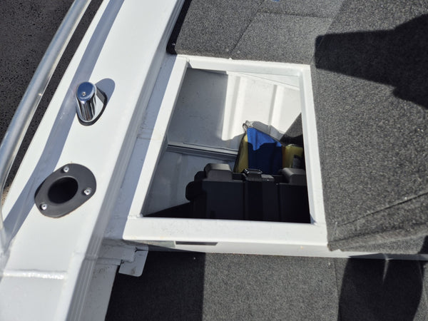 Quintrex F420 Hornet Trophy TS BB