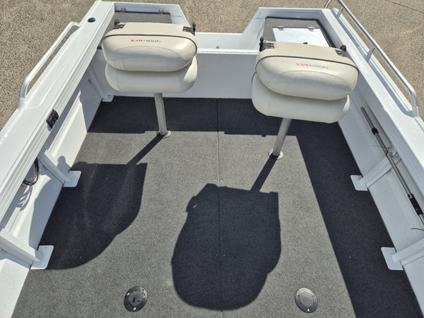 Quintrex F420 Hornet Trophy TS BB