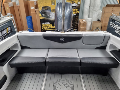 Revival 590 Bowrider