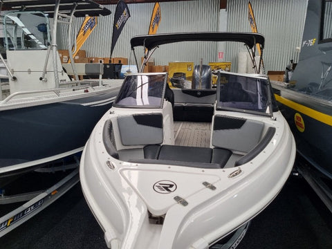 Revival 590 Bowrider