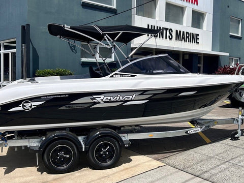 Revival 590 Bowrider