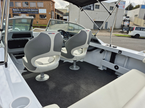 Quintrex 430 Fishabout