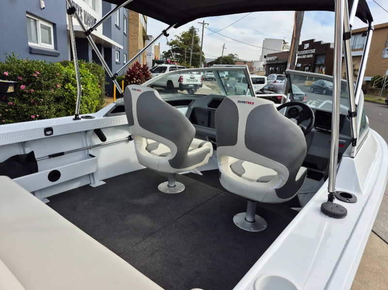 Quintrex 430 Fishabout
