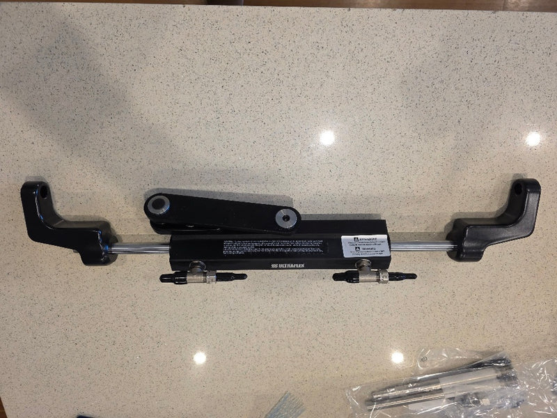 Ultraflex UC95-OBF1 Hydraulic Cylinder Front Mount - 3 Only