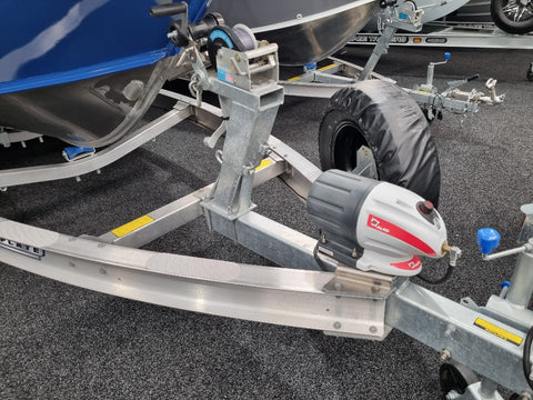 Yellowfin 6200 FHT