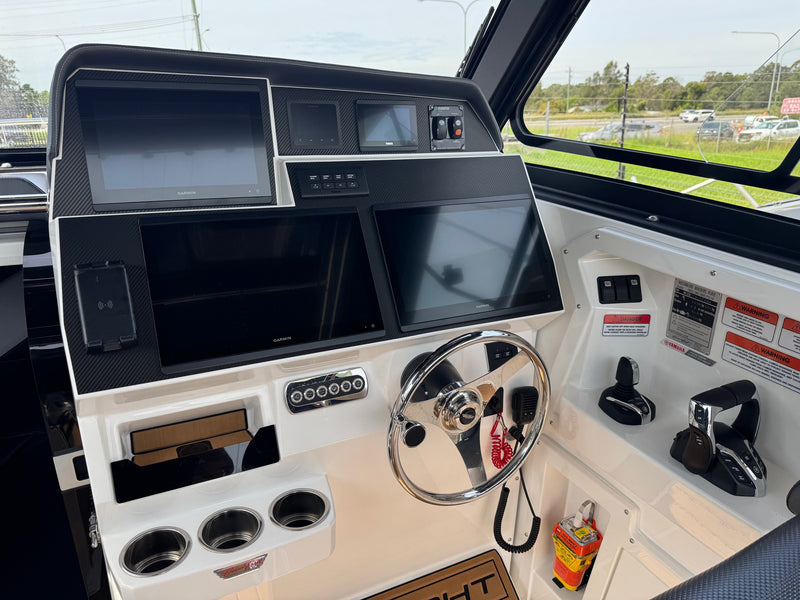 2026 DEMO MODEL Cruise Craft E770HT Yamaha TWIN F200hp