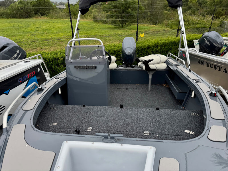 Quintrex 420 Renegade Side Console PRO 381024 WG