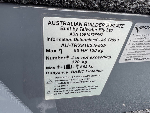 Quintrex 420 Renegade Side Console PRO 381024 WG