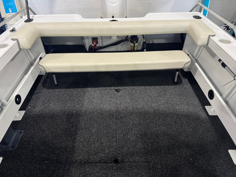 Quintrex 450 Fishabout, Yamaha F70 WG