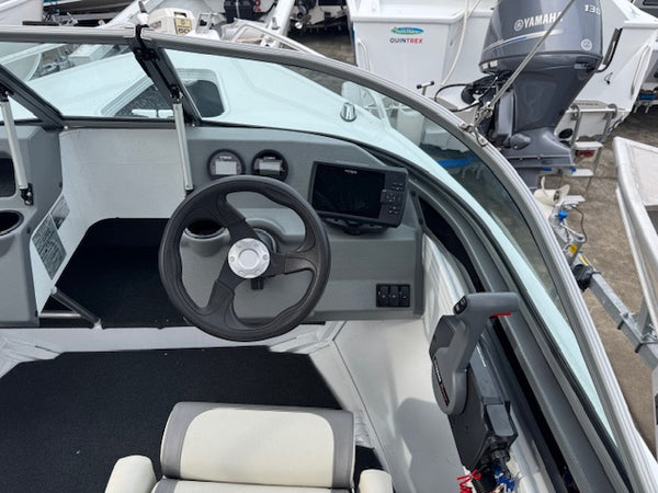 Quintrex 481 Fishabout, Yamaha F70 WG