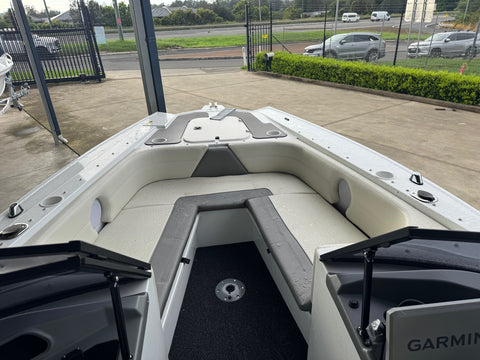 Quintrex 590 freestyler Pro, Yamaha F150L WG
