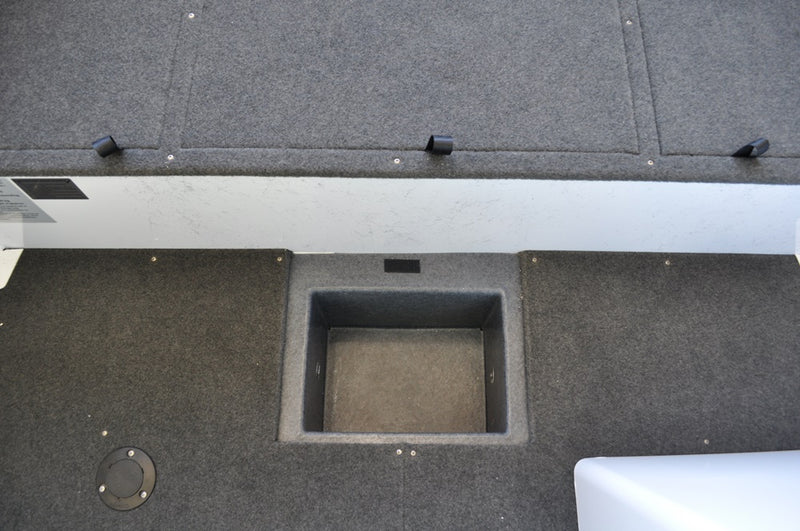 Quintrex 420 Renegade Side Console