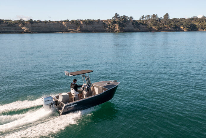 Kingfisher 450 - Centre and Side Console, Cuddy Cab and Tiller