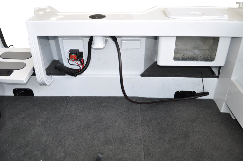 Quintrex 550 Frontier Side or Centre Console