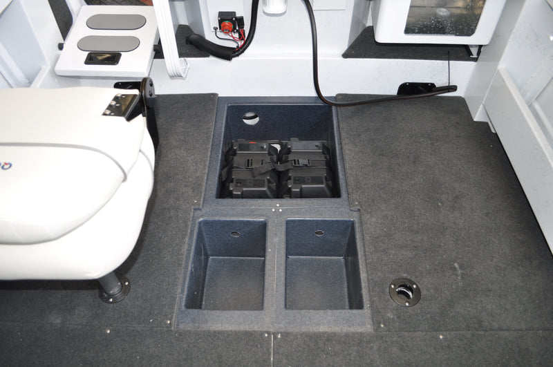 Quintrex 550 Frontier Side or Centre Console